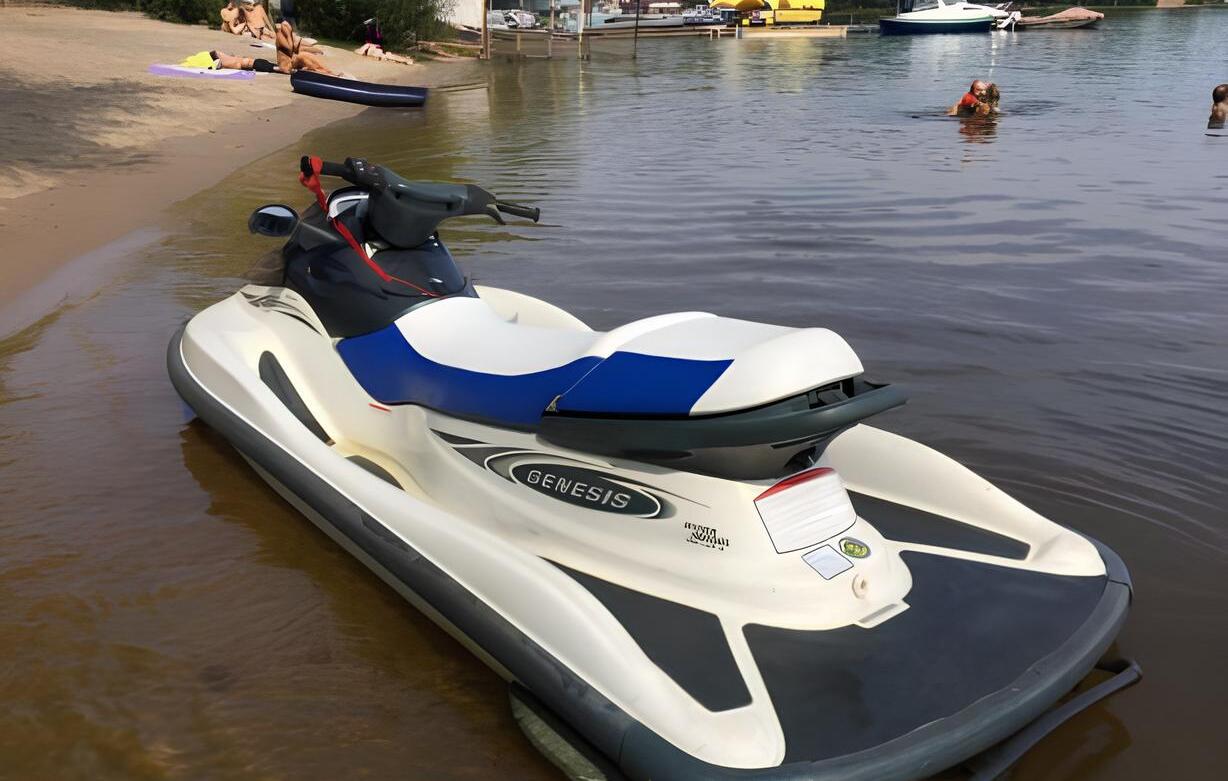Ремонт гидроцикла Polaris INTL GENESIS FICHT