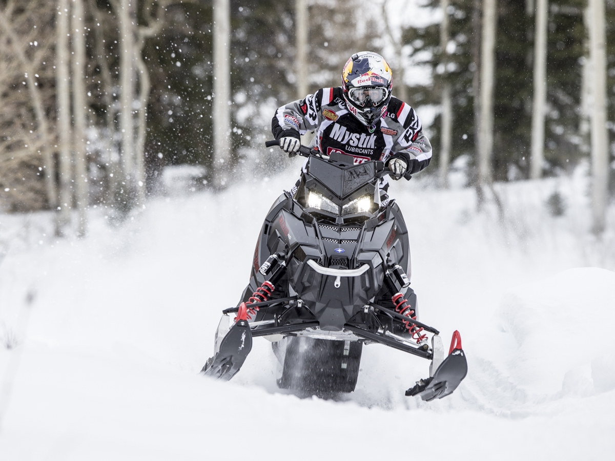 Ремонт снегохода Polaris 800 PRO X